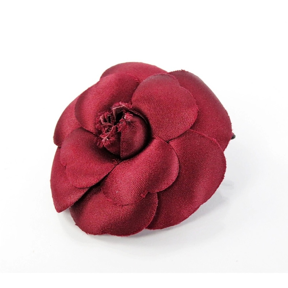 CHANEL Gold Emblem on Burgundy Fabric brooch
